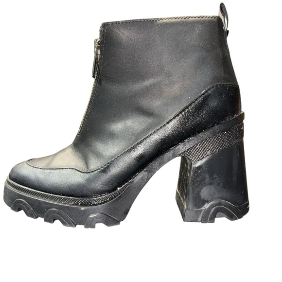 Sorel Women's Black Ankle Boots - Picture 4 of 5